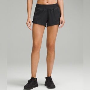 Lululemon Hotty Hot LR Short 4”